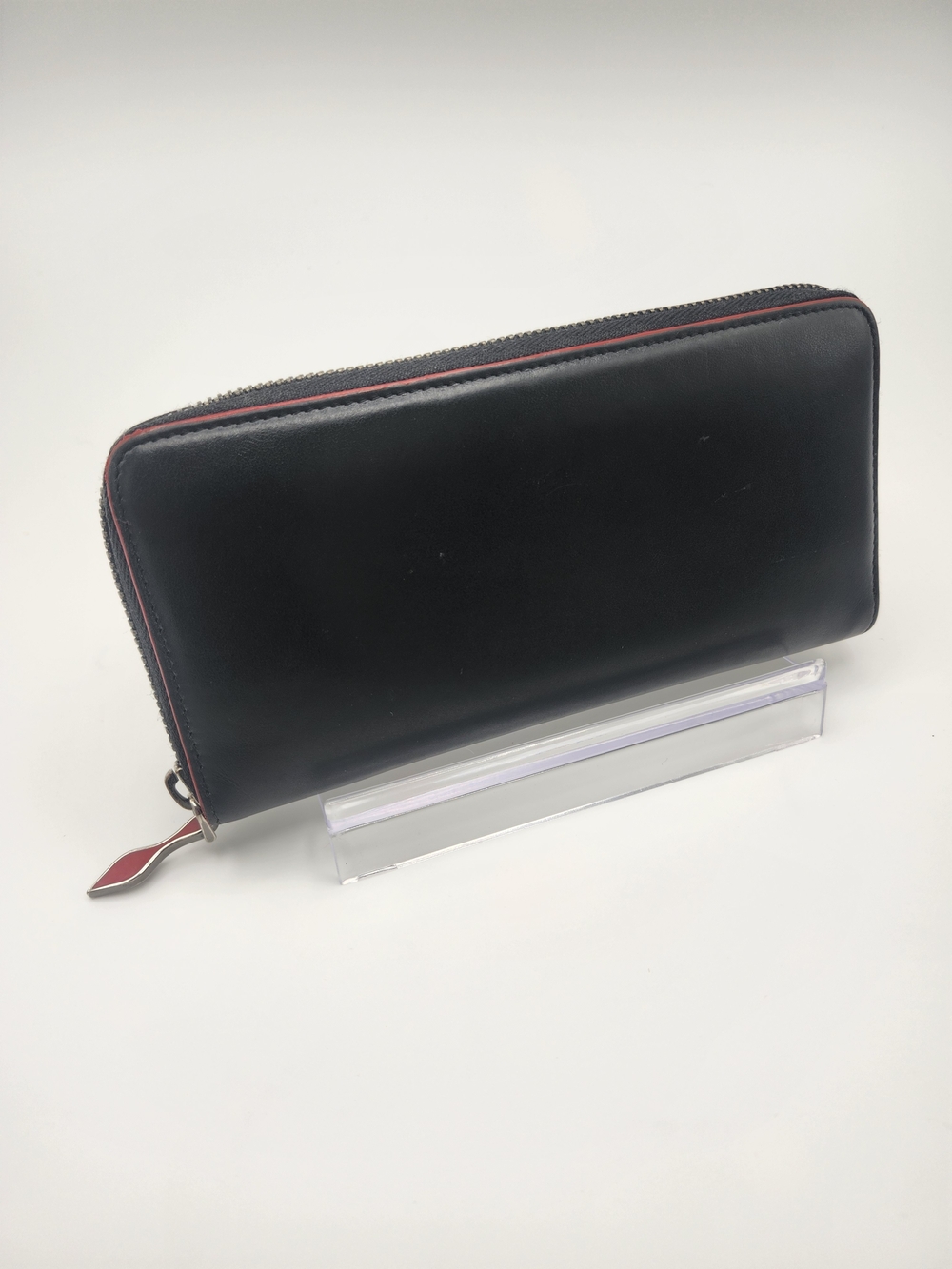 Authentic Preloved Christian Louboutin Black Leather Zip Wallet & Lipstk Bundle - Picture 5 of 16
